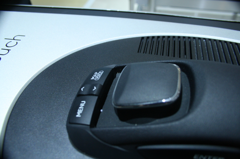 Illustration for article titled Lexus Reveals "Remote Touch" Mouse-Based, Point-And-Click Infotainment System
